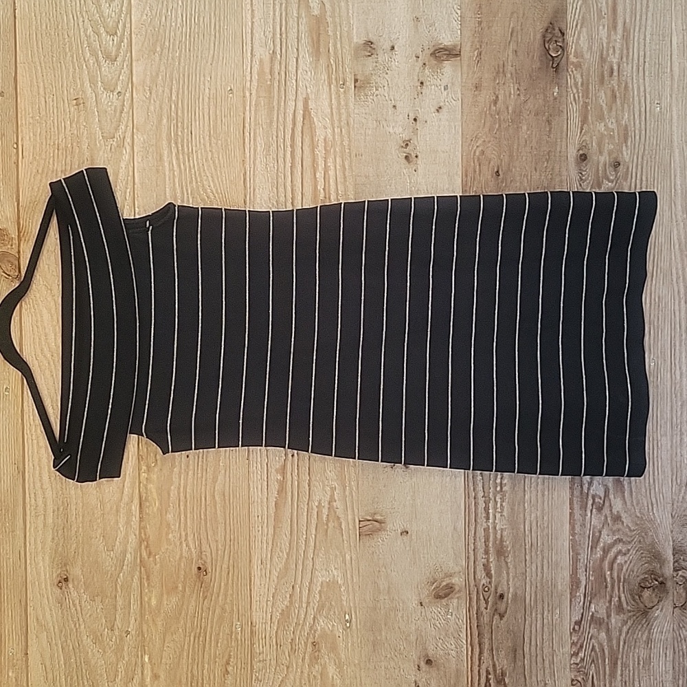 Lauren Ralph Lauren Size Small Off The Shoulder Pin Striped Dress Black Gold